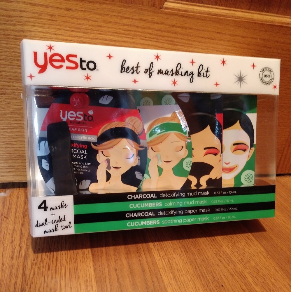 "Yes To" natural mask set